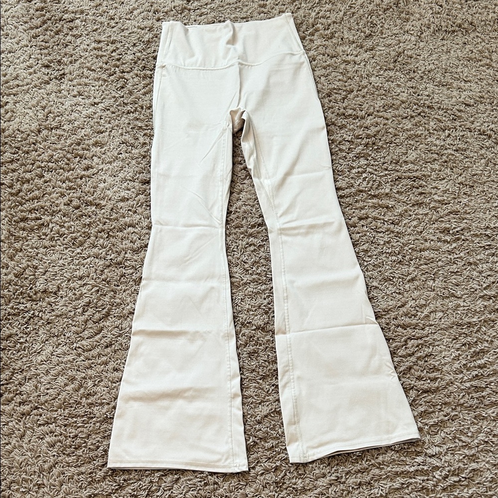 Target all in motion beige flare active leggings size medium